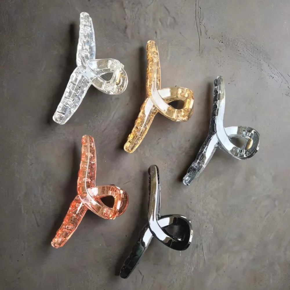 SDL - 1 Piece of Random Color Infinity Design Glass Clutches