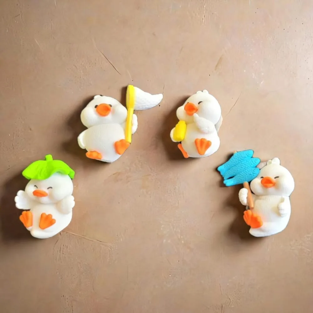 SDL - 4 Pieces of Cute Small Duck Miniatures for Showpieces and Cars