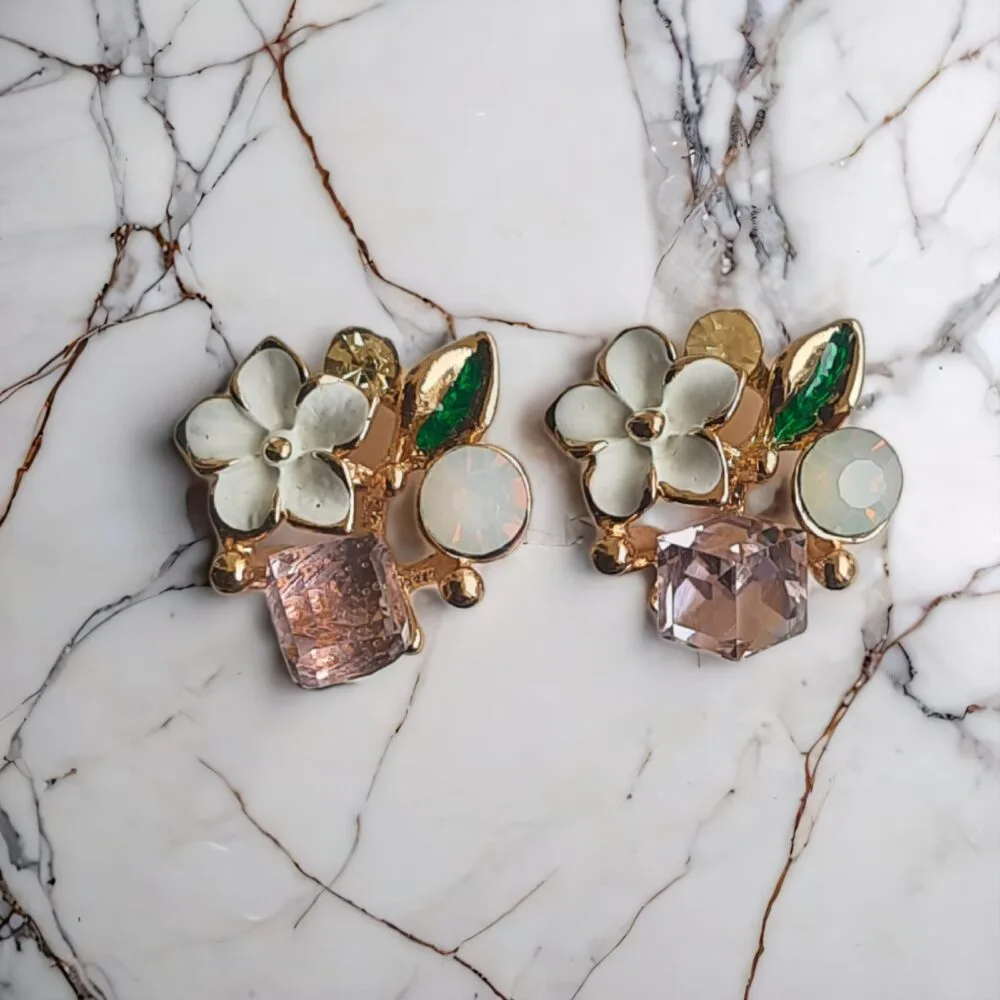 SDL - 1 Set of Beautiful Korean Earrings with Pink Stone Studded on Flower Design