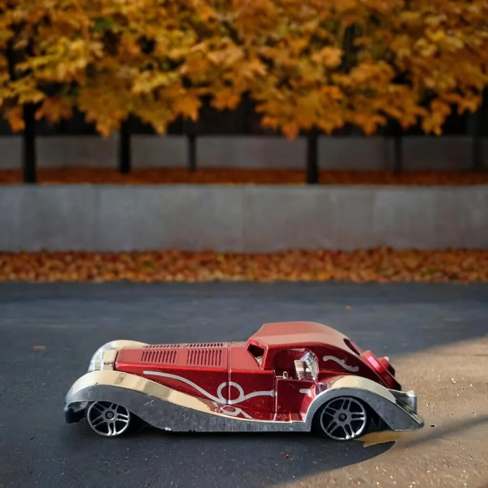 SDL - 1 Piece of Hot Wheel Replica Long Vintage Design Small Metal Car For Kids and Car Lovers
