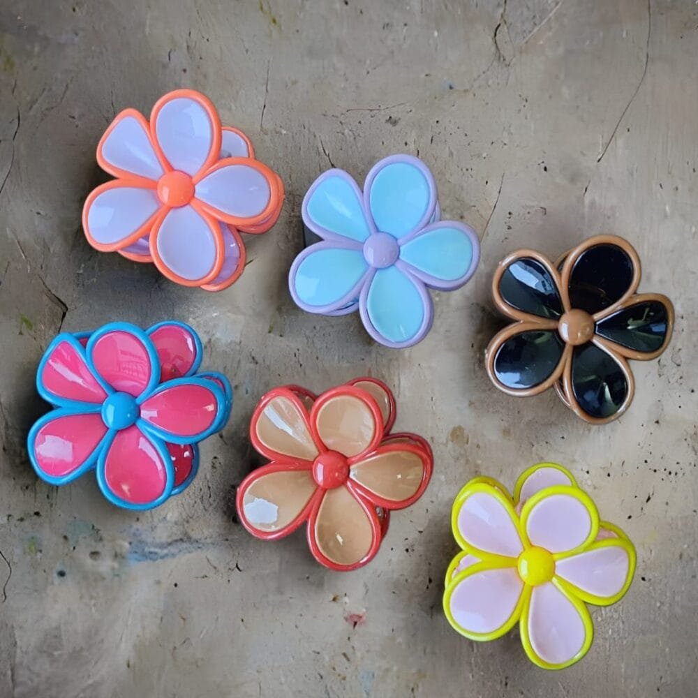 SDL Premium Big Size Korean Flower Design Hair Catchy for Girls and Ladies (L:7cm)