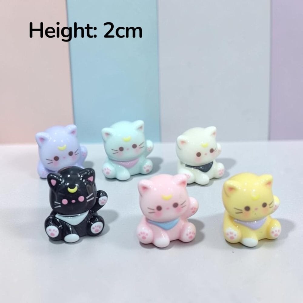 SDL 6 Pieces of Super Cute 2cm Height Kitty Miniature for Decors and Office Desks