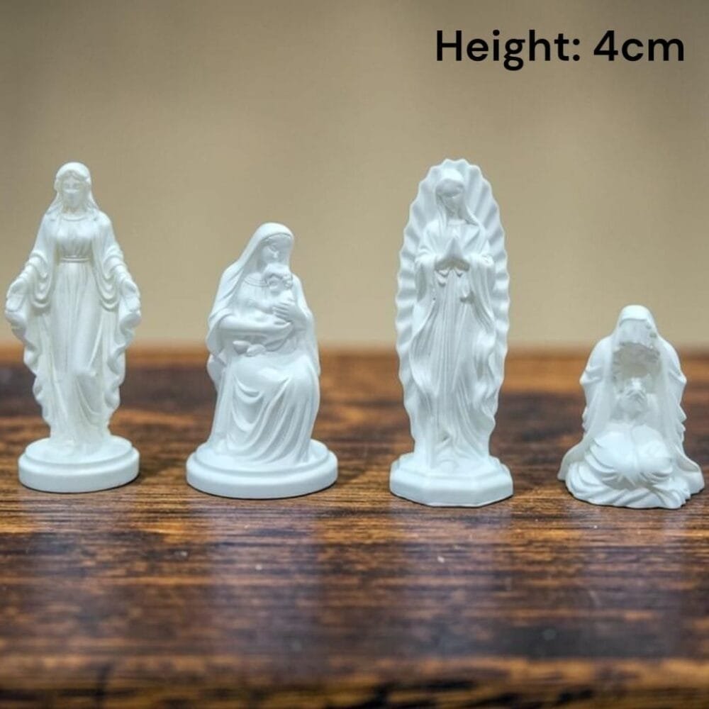 SDL 4 Pieces of Mary Miniatures/Figurine for Car Dashboard and Showpieces